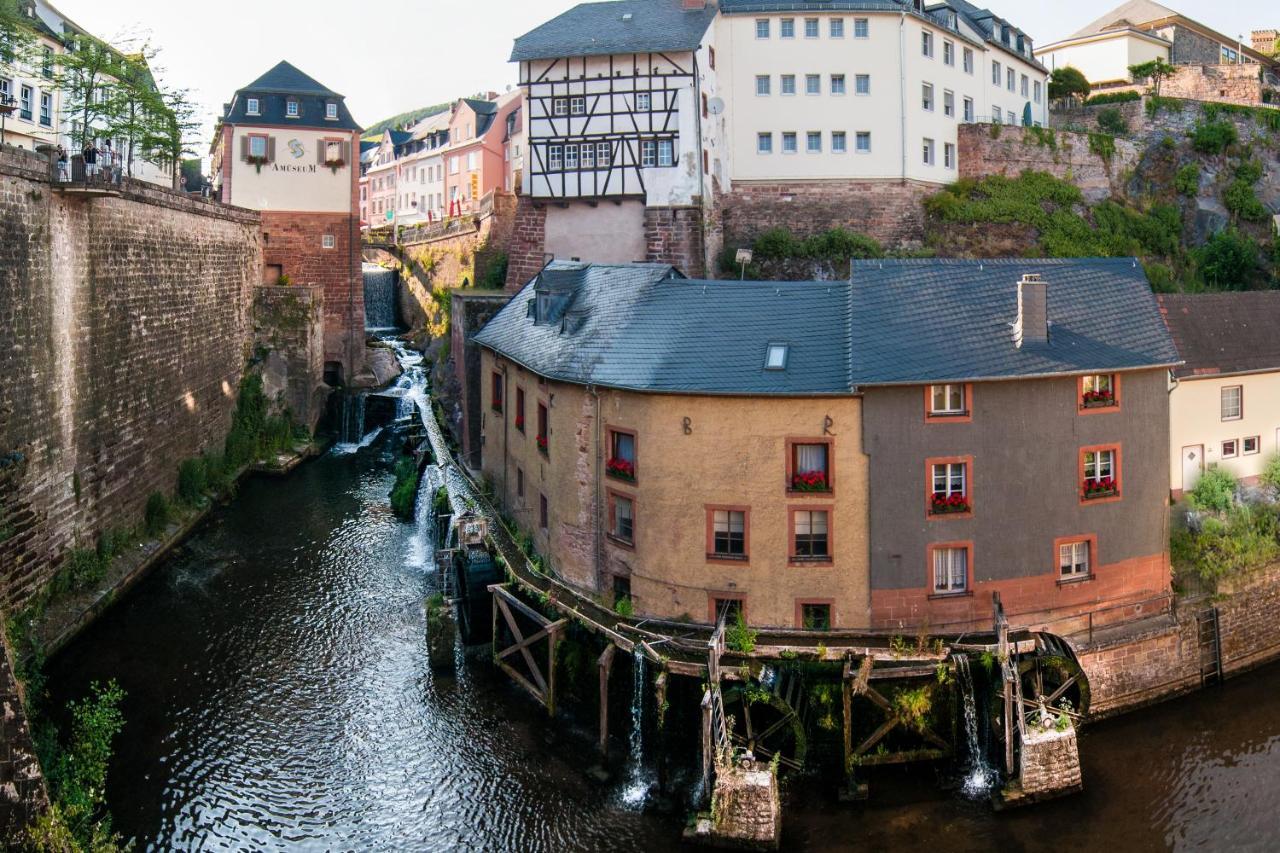 Das Kartenhaus ザールブルク エクステリア 写真